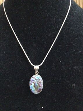 Artisan Abalone (mother of pearl) necklace. Chain and pendant 925 silver